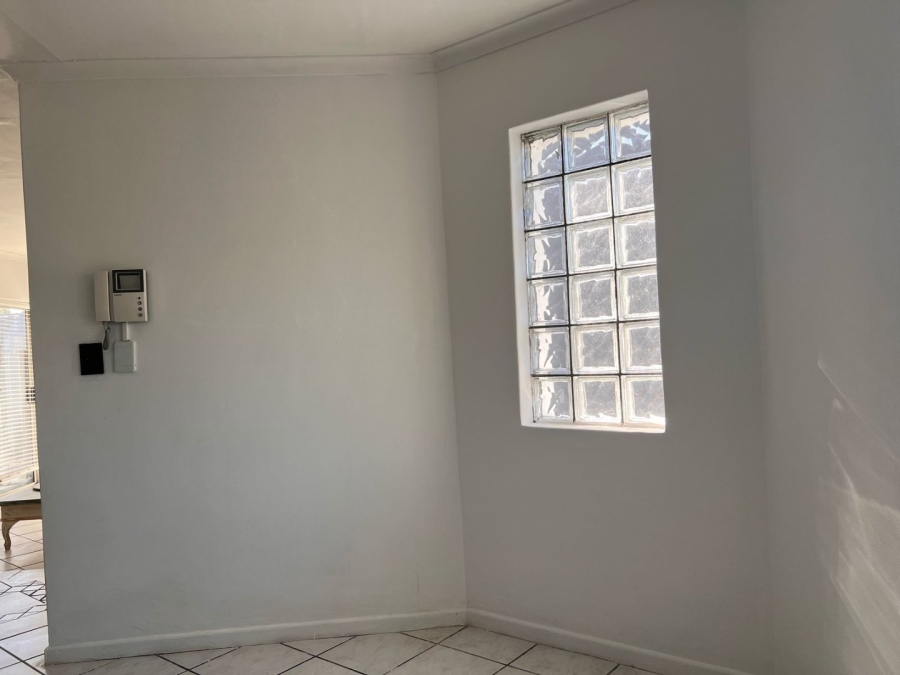 3 Bedroom Property for Sale in Parklands Western Cape